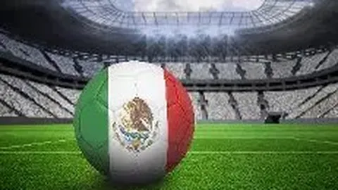 孙菲菲超模喜提贵子，宝宝满月照曝光可爱至极